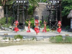 Aloha Tahiti танцующие красавицы